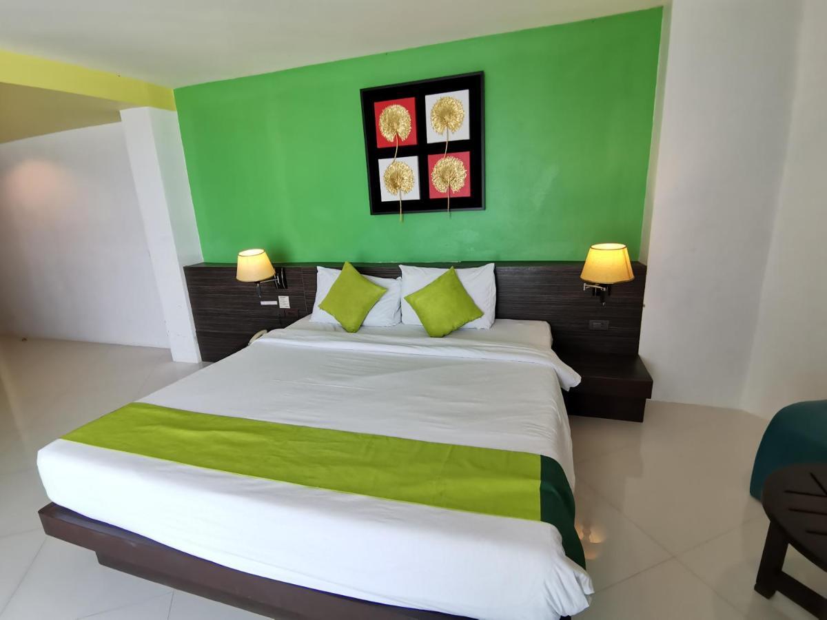 Twin Hotel Phuket Buitenkant foto